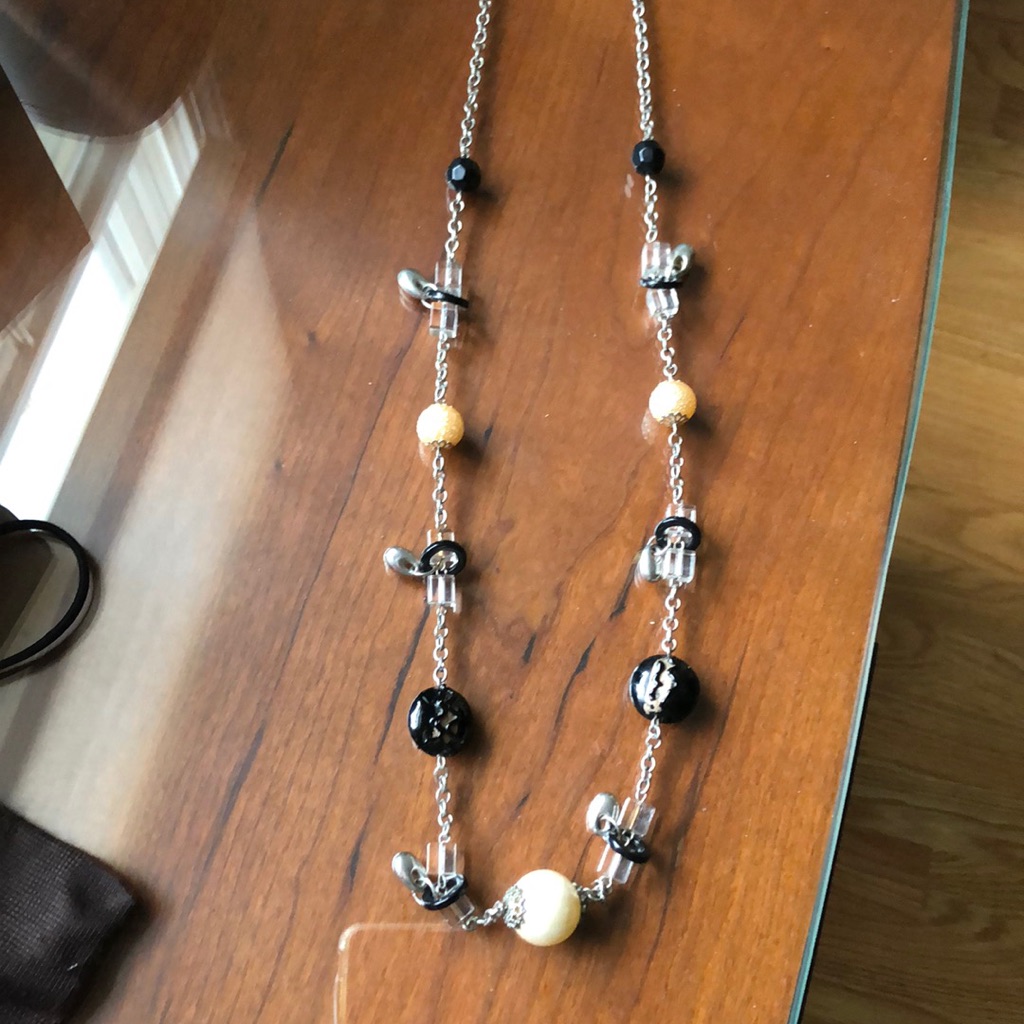 Treska Necklace 20$
